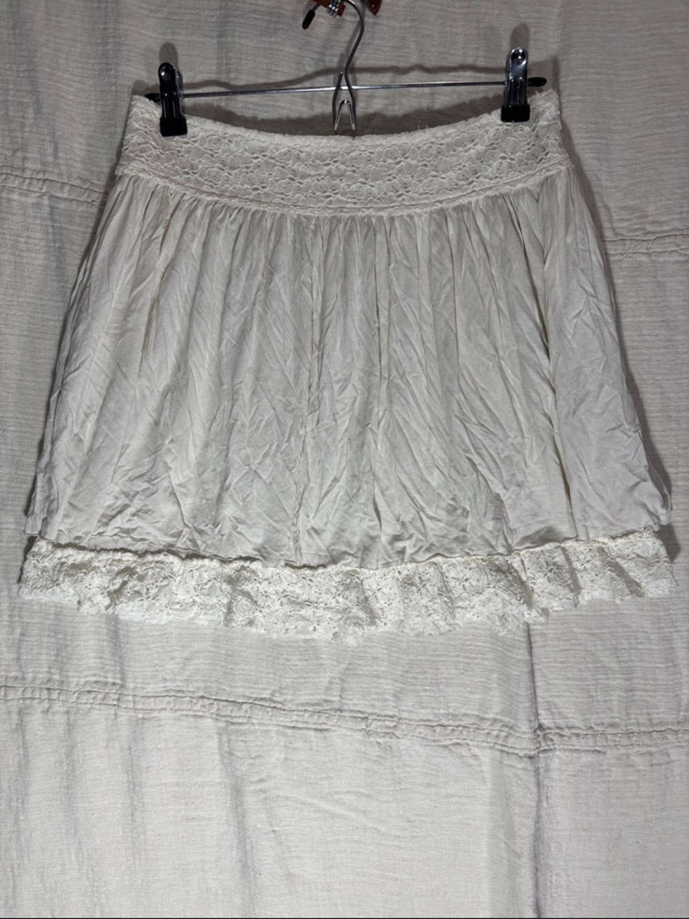 Banana Republic Heritage 100% Silk Tiered Ruffle Skirt Size 6 Cream Boho